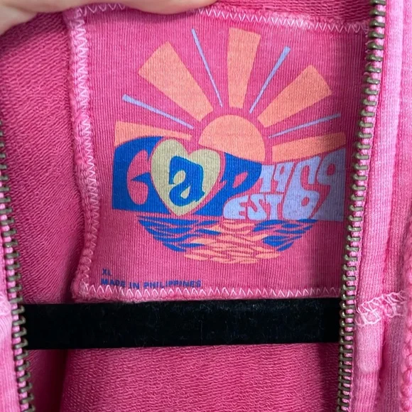 Pink Gap Beach Coverup - Picture 4 of 7